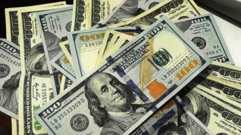 El dólar de Estados Unidos es una de las monedas más populares en el mundo para las transacciones financieras